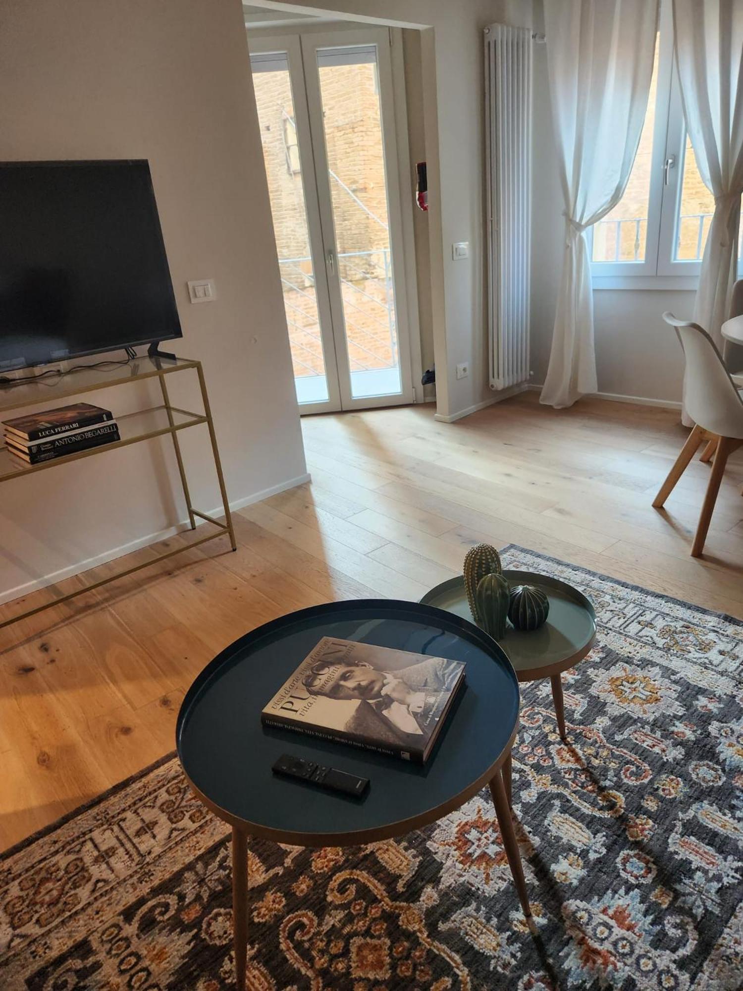 Dei Gallucci Apartment B&B Μόντενα Εξωτερικό φωτογραφία